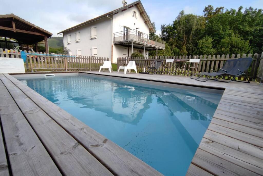 Appartement Au Calme Avec Vue Et Piscine Au Coeur Du Pays Basque Mauléon-Licharre Esterno foto